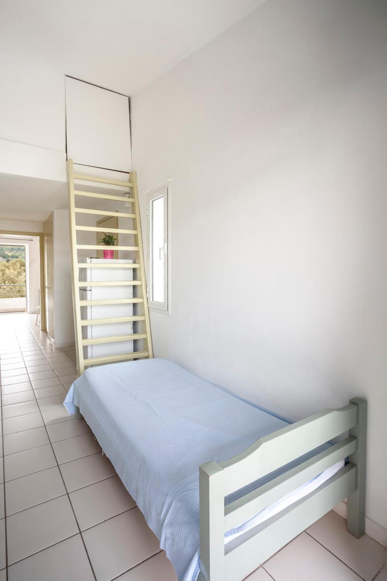 Akrotiri Apartment Пефкохори Экстерьер фото